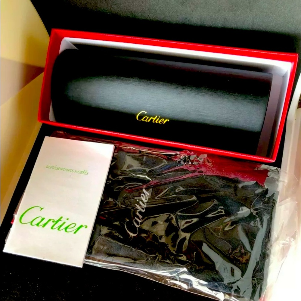 Cartier glasses case, with box, authenticity book and cloth